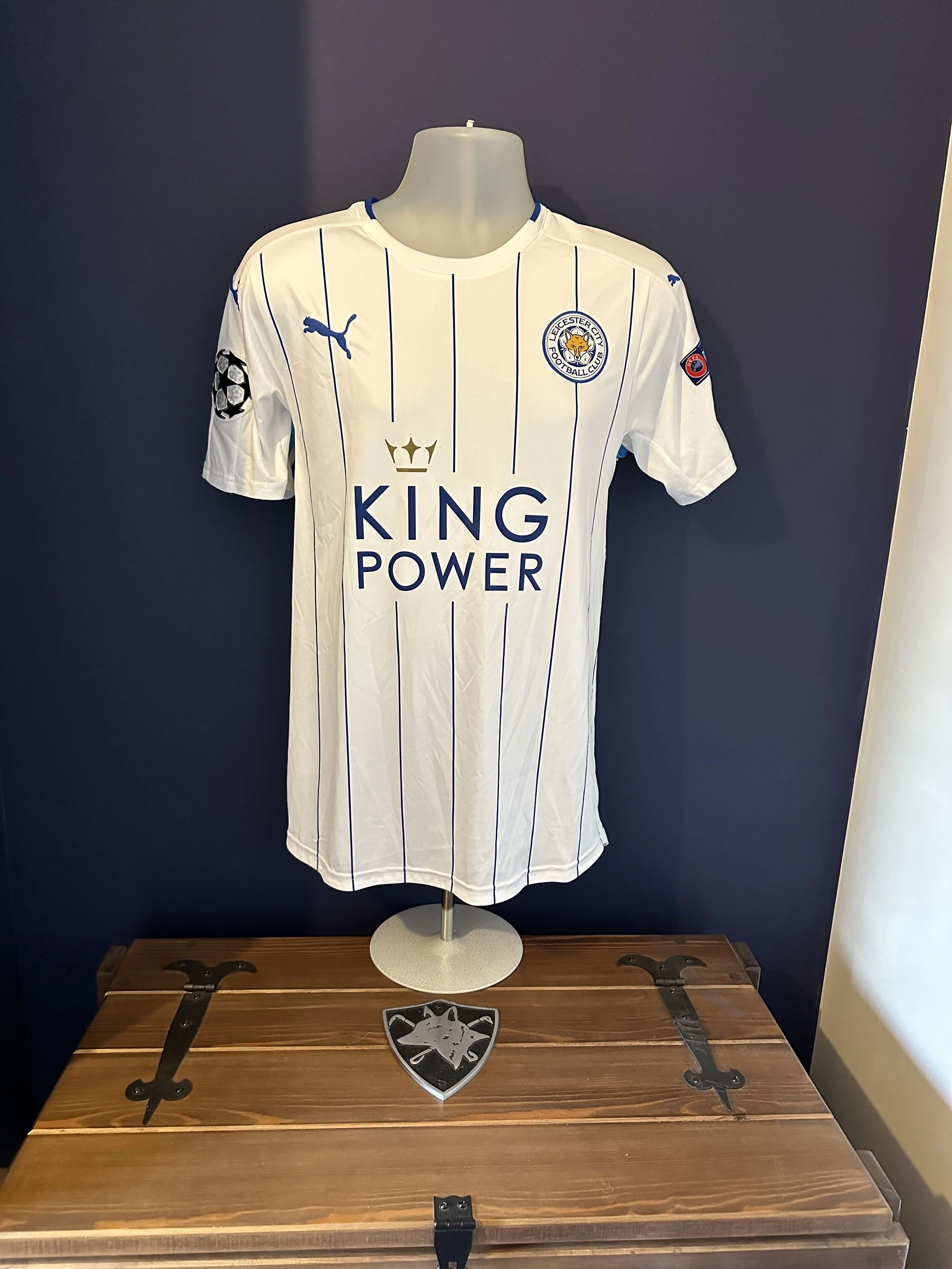 Leicester city kit dream league 2024 soccer 2017